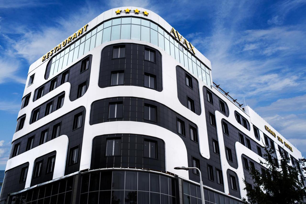 Grand Spa Hotel Avax Krasnodar Exterior foto